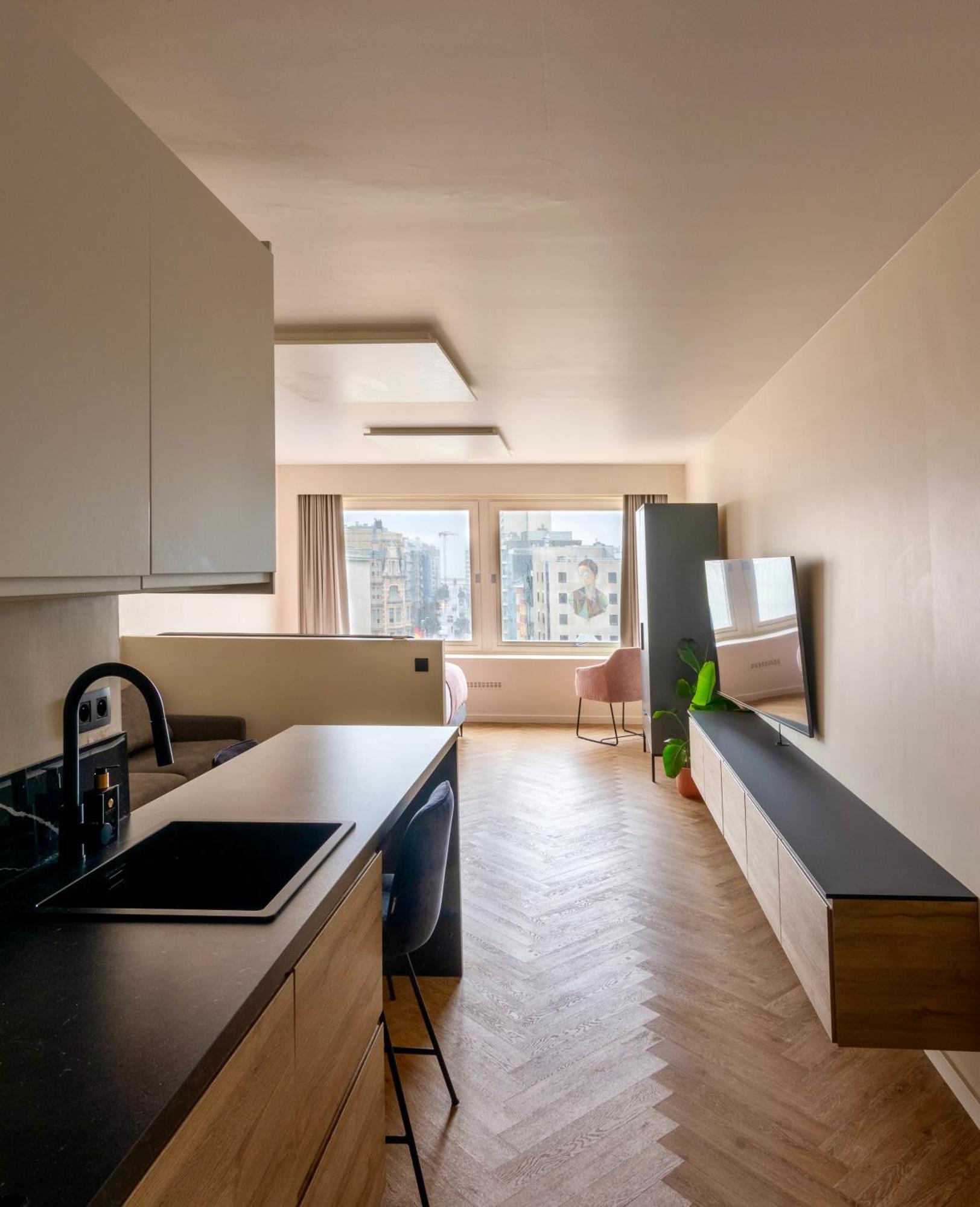 Studio By Aimee - 20M From The Beach & In City Centre! Ostende Kültér fotó