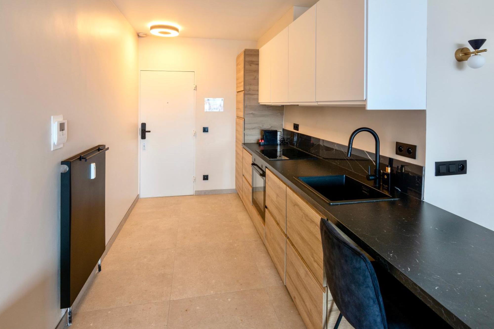 Studio By Aimee - 20M From The Beach & In City Centre! Ostende Kültér fotó